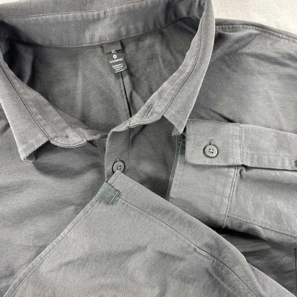 Lululemon Button Up Shirt Mens XL Long Sleeve‎ Performance Stretch Oxford Gray